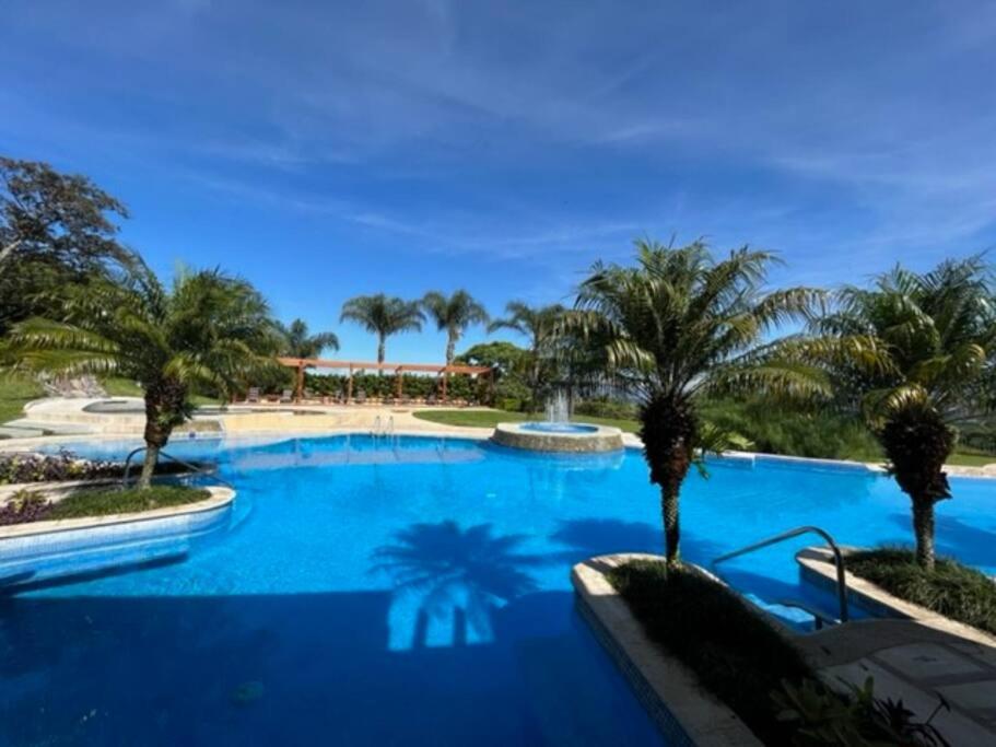 Cr Mariposa Rentals Lakeview Penthouse With Office Space, Pool, Gym, Tennis Santa Ana  Zewnętrze zdjęcie