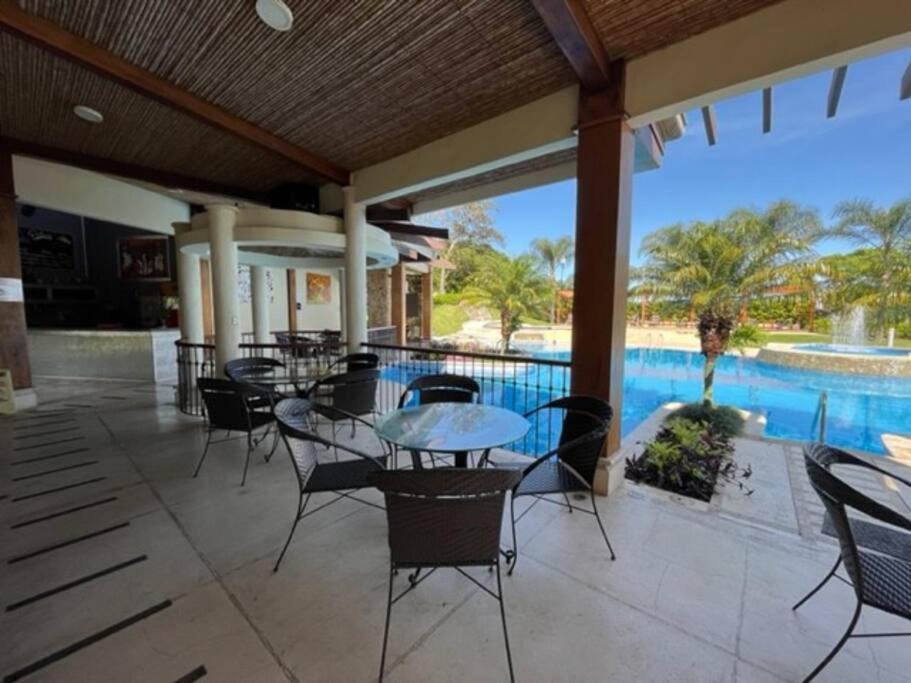 Cr Mariposa Rentals Lakeview Penthouse With Office Space, Pool, Gym, Tennis Santa Ana  Zewnętrze zdjęcie