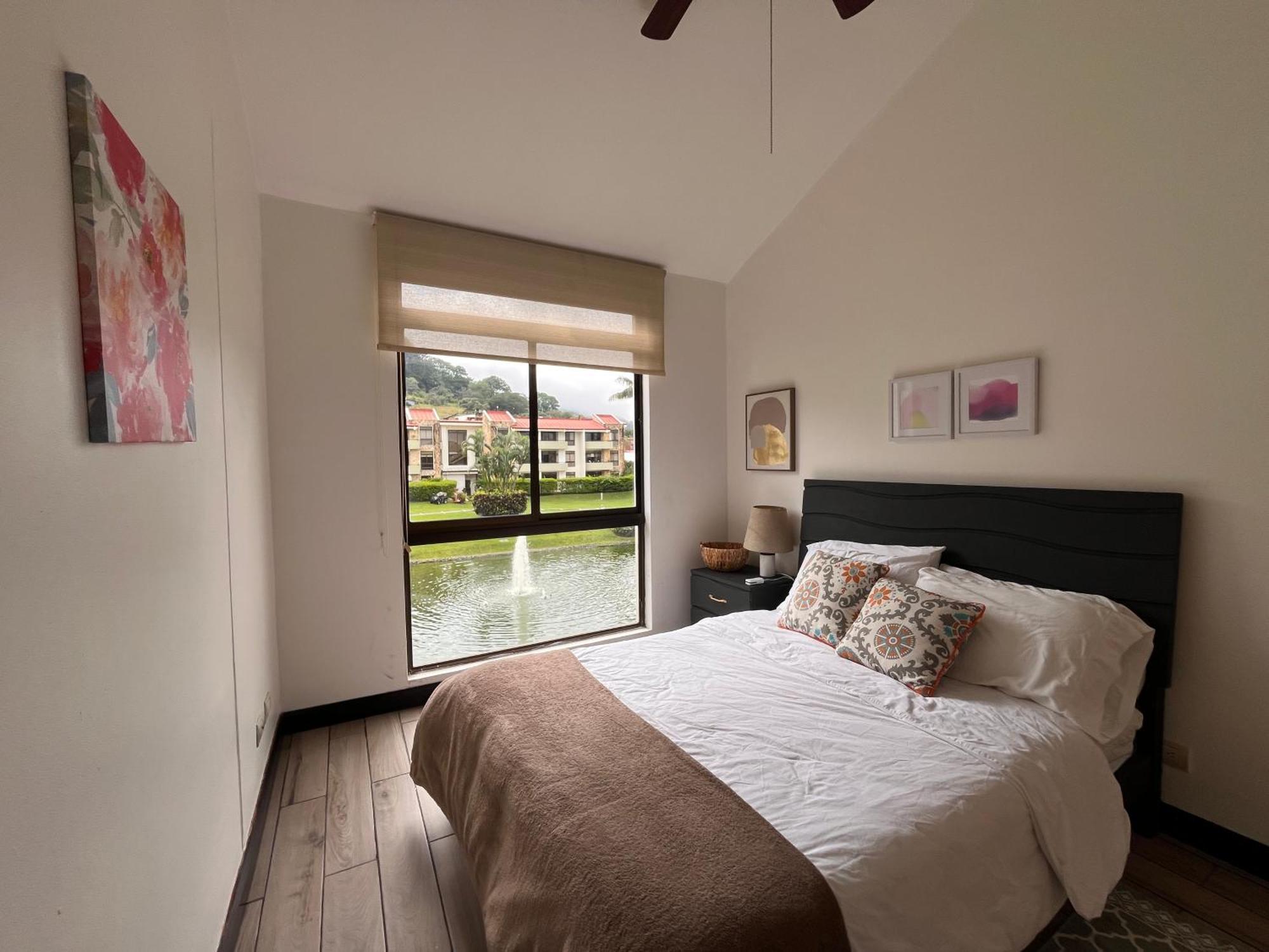 Cr Mariposa Rentals Lakeview Penthouse With Office Space, Pool, Gym, Tennis Santa Ana  Zewnętrze zdjęcie